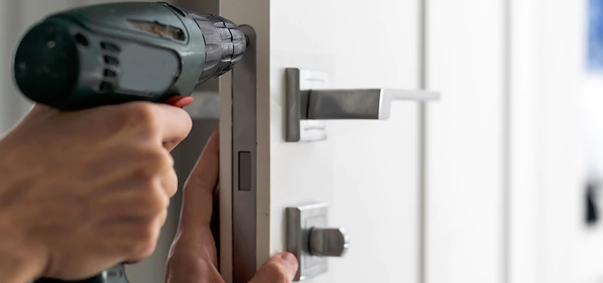 Locksmith For Lock Replacement Near Me in Pollock Pines, CA